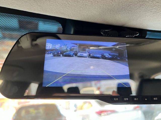 僅跑2萬公里 ACC自動跟車 原廠保養 美如新  第8張相片