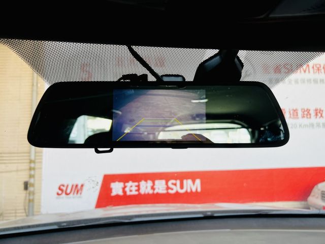 4ＷD 七氣囊 巡跡 無菸車 原鈑件認證 里程合約保證 可全貸 高雄二手車推薦  第6張相片