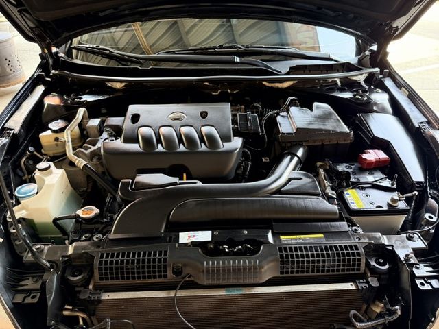 i-Key、定速、電動座椅、感應頭燈 低里程美車 高雄中古車推薦  第11張相片