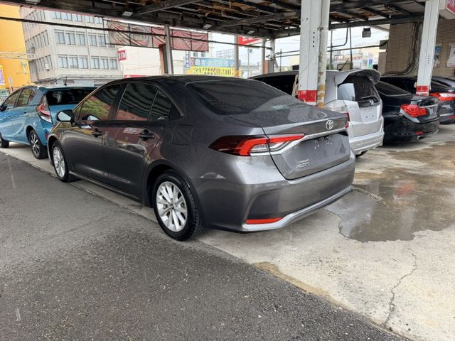 一手車原鈑件 頂級版 免鑰匙 盲點偵測 ACC 車道維持  第8張相片