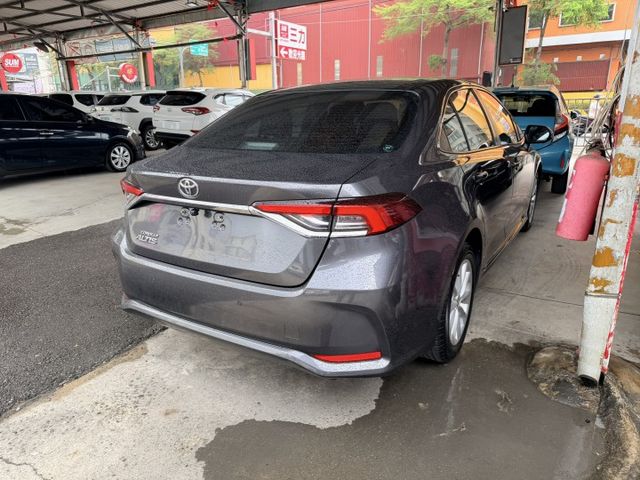 一手車原鈑件 頂級版 免鑰匙 盲點偵測 ACC 車道維持  第9張相片