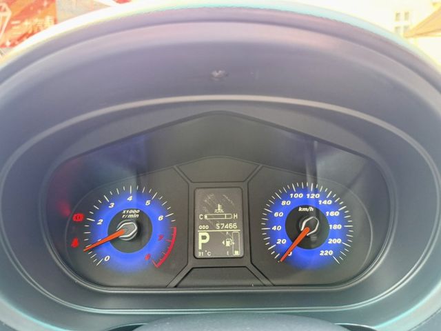 一手無菸 僅跑5萬多公里 頂級iKey 恆溫 車況特優 強力推薦優質代步車  第13張相片