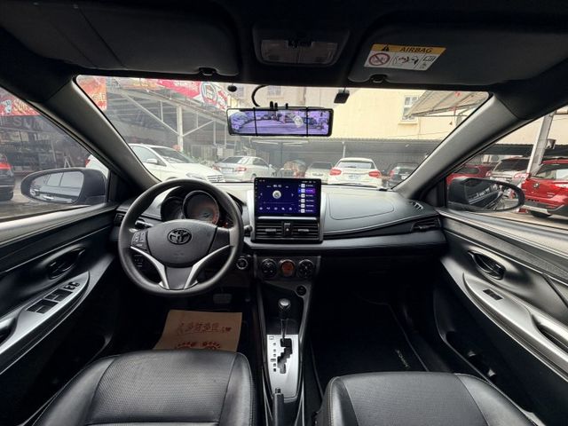 女用無菸車 內裝車況俱優 里程合約保證/YES認證/可全貸 輕鬆入手優質代步車  第5張相片