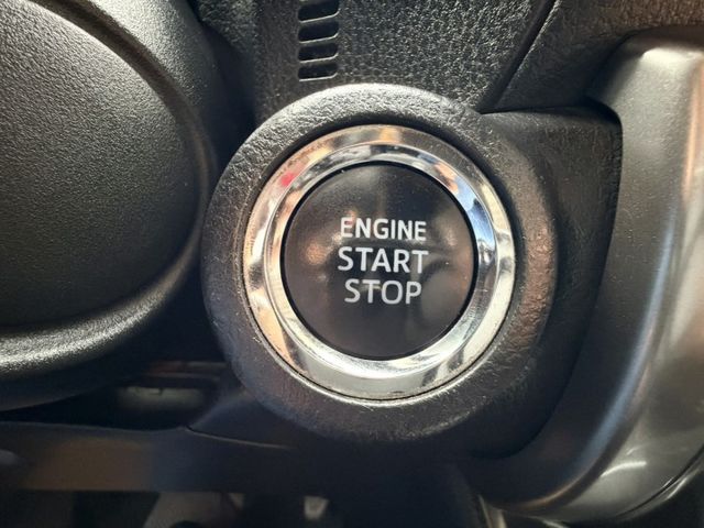 女用無菸車 內裝車況俱優 里程合約保證/YES認證/可全貸 輕鬆入手優質代步車  第8張相片