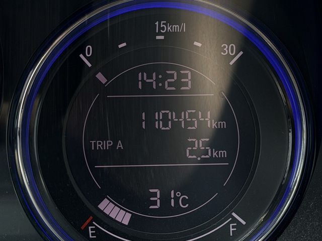 6安 ESP 無菸家用車 車況優  第7張相片