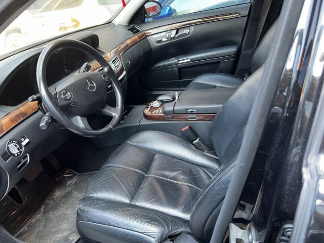 低里程 記憶電動椅 內裝依然漂亮 外觀亮麗  第2張相片