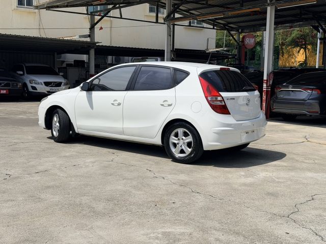 恆溫 車況良好 最佳代步車  第4張相片