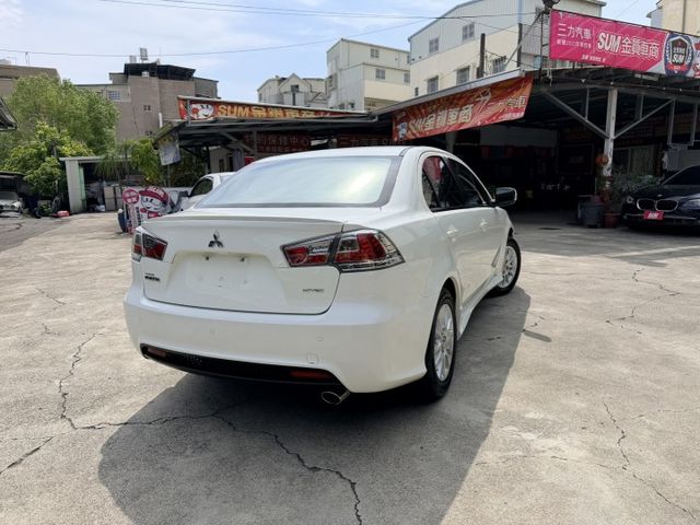 認證車 里程合約保證 僅跑12萬多公里少跑美車 原廠保養 車況一流 鈑金扎實 優質代步車  第3張相片