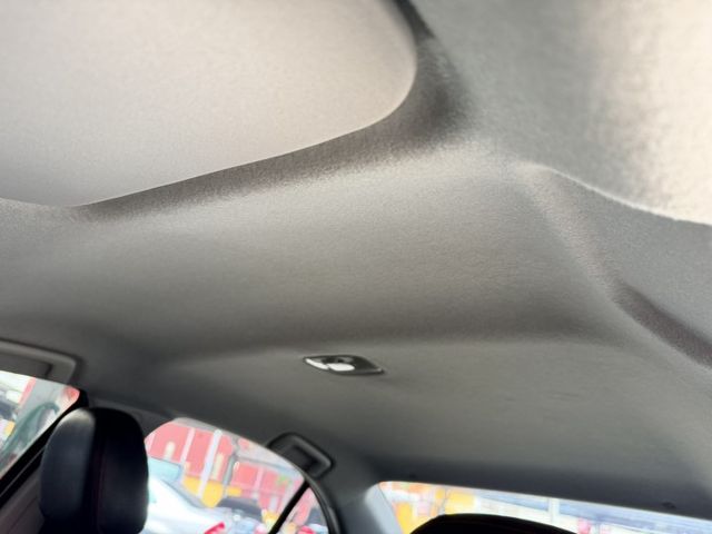 認證車 里程合約保證 僅跑12萬多公里少跑美車 原廠保養 車況一流 鈑金扎實 優質代步車  第13張相片