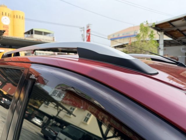 里程合約保證～僅跑6萬多公里 內外皆美 省油小車 魔術大空間  第14張相片
