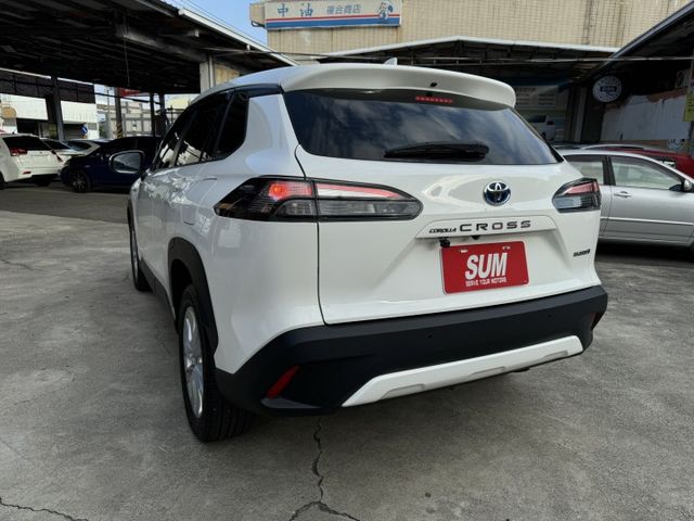 一手車 油電版 GR後車燈 ACC自動跟車  Android10核心影音  第4張相片