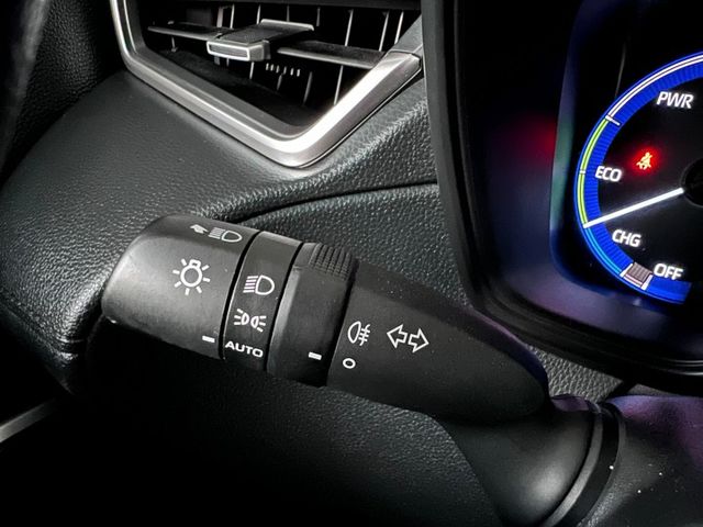 一手車 油電版 GR後車燈 ACC自動跟車  Android10核心影音  第16張相片
