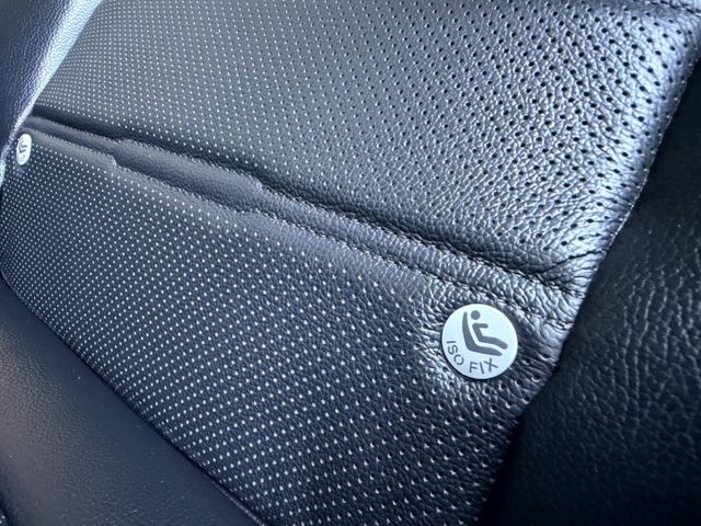 里程合約保證～僅跑3萬初！原漆原鈑件，自動跟車+車道維持、iKey摸門，該有的都有～預約賞車另有優惠  第6張相片