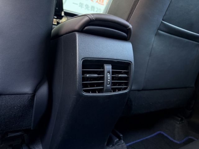 LED頭燈、盲點偵測、環景、RCTA，配備齊全，長租車抵稅釋出，前手使用單純 可全貸 非旗艦 無電尾 準尊爵/“豪華選”  第9張相片