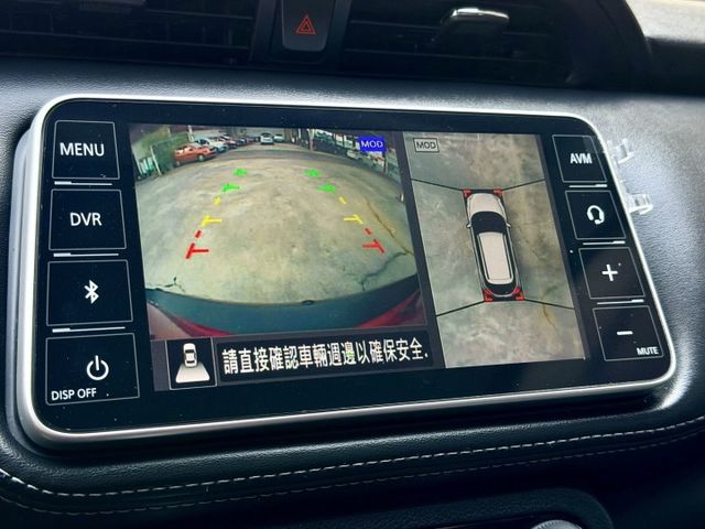 新進車輛/認證原鈑件/里程合約保證～ kicks 紅黑雙色智行旗艦版 低里程3.9萬公里 無菸家用車  第15張相片