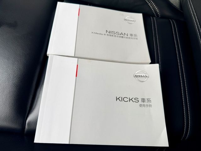 新進車輛/認證原鈑件/里程合約保證～ kicks 紅黑雙色智行旗艦版 低里程3.9萬公里 無菸家用車  第18張相片