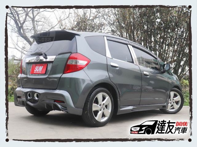 免頭款 全額貸 VTI-S版 里程少僅9萬 全車原鈑件 4安 定速 方向盤快控 藍芽 導航 倒車顯影 年輕人代步首選  第6張相片