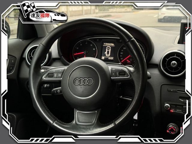 里程保證，多媒體螢幕 衛星導航 倒車顯影 藍牙 ISOFIX 渦輪很夠用  第8張相片