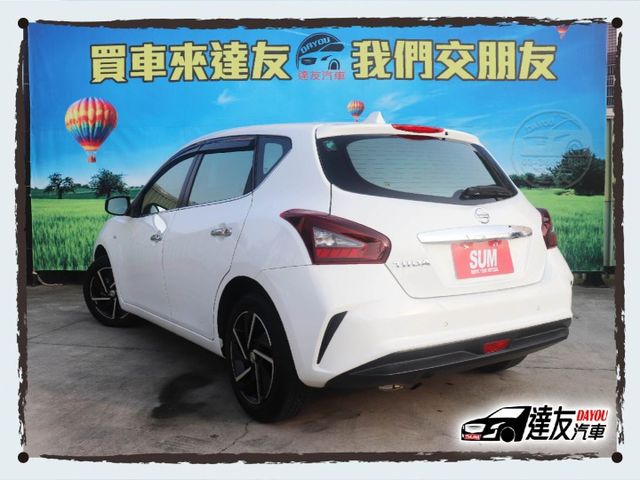 特仕J版 暗紅雙色內裝 里程僅跑4萬 原鈑件認證車 原廠保養 LED魚眼頭燈 循跡 盲點偵測 6氣囊 原廠影音  第2張相片