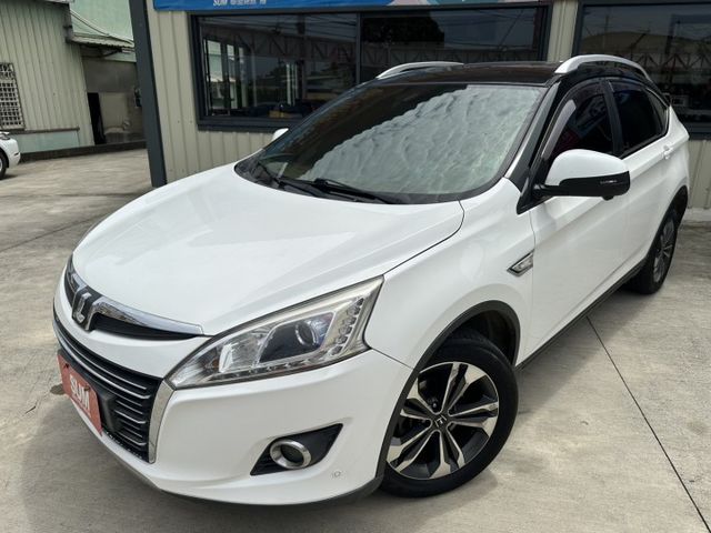 便宜大碗代步車 頂級魅力型 天窗 電尾門 換檔撥片 方向快控 藍芽影音  第1張相片