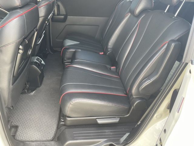 便宜七人座 里程少僅跑12萬 側滑門上下車最安全 原鈑件認證車 內外漂亮無待修 全省保固 全家出遊一車搞定  第4張相片