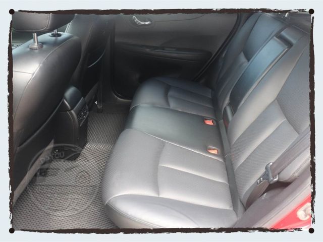 里程少僅跑8萬 大螢幕安卓機裝好了 內外漂亮回去免整理 原鈑件認證車 省油大空間 上下班代步首選  第7張相片