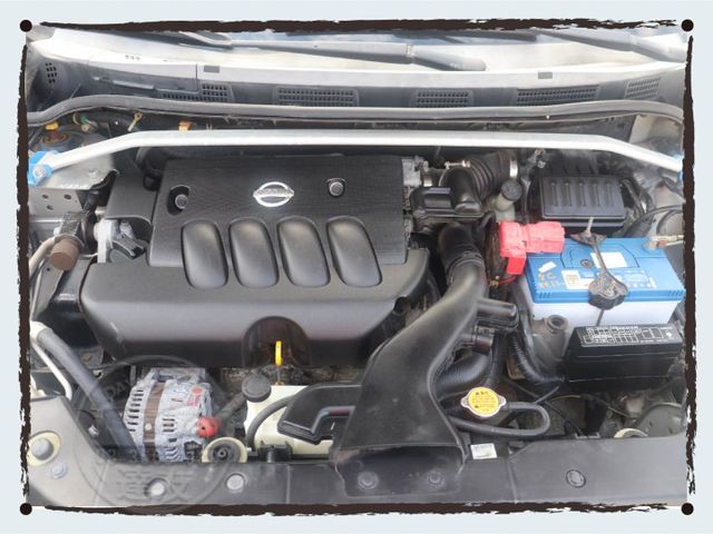 超值代步車 大空間五門掀背車 里程僅跑15萬 IKEY 恆溫 內外漂亮回去免整理 只要10萬多一點開回家  第8張相片