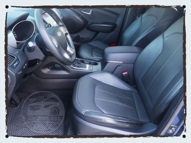 柴油旗艦型 全景天窗 IKEY 駕駛電動椅 影音 原鈑件認證車 新車近百萬年前優惠價只要19.8萬 超值代步休旅  第6張相片