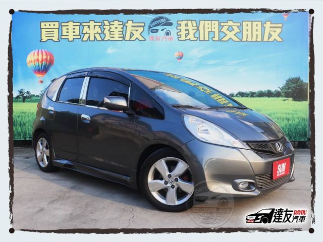 免頭款 全額貸 VTI-S版 里程少僅9萬 全車原鈑件 4安 定速 方向盤快控 藍芽 導航 倒車顯影 年輕人代步首選  第4張相片