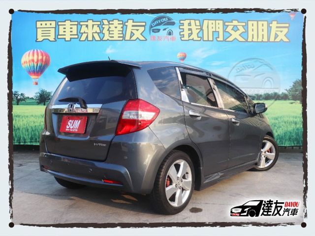 免頭款 全額貸 VTI-S版 里程少僅9萬 全車原鈑件 4安 定速 方向盤快控 藍芽 導航 倒車顯影 年輕人代步首選  第5張相片