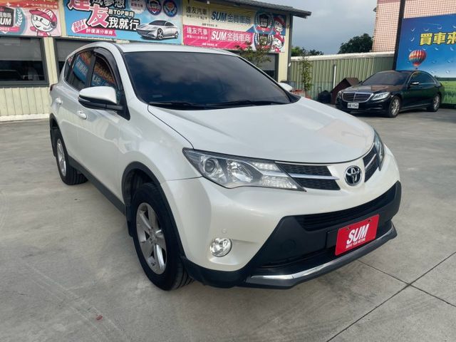 【EHI版】內裝8.5成新｜數位儀表｜倒車影像｜電動座椅｜定速｜IKEY｜恆溫｜月付5000  第2張相片