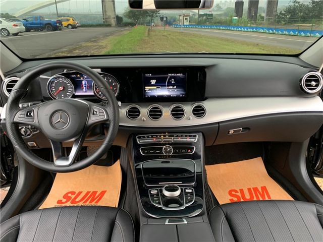 E-CLASS ESTATE S212  第9張相片