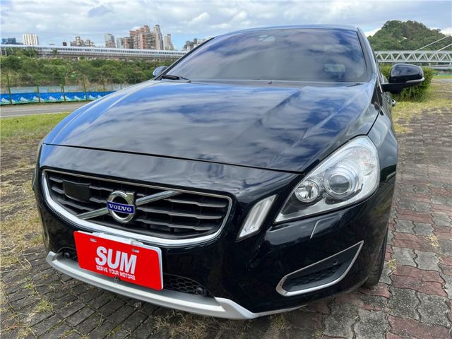 僅跑12萬公里 VOLVO S60 1.6T旗艦款 全速域ACC跟車  第1張相片