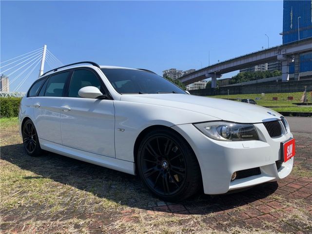 總代理BMW 335 Touring 五門旅行車 全景天窗 正M版  第3張相片