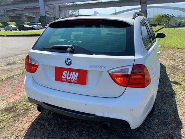 總代理BMW 335 Touring 五門旅行車 全景天窗 正M版  第4張相片