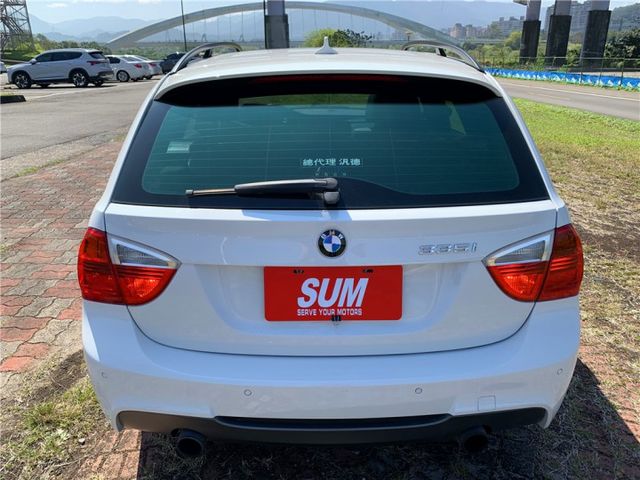 總代理BMW 335 Touring 五門旅行車 全景天窗 正M版  第5張相片