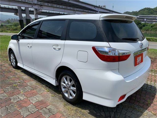 2012年 TOYOTA WISH 正一手車  第6張相片