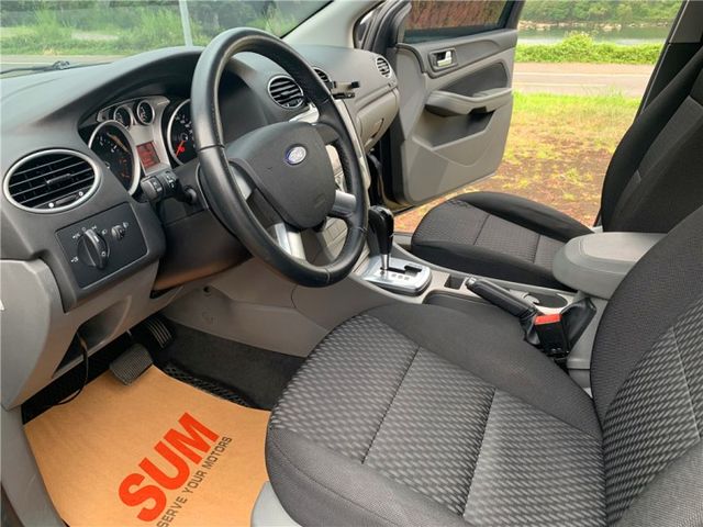 2010年 FORD FOCUS 5門 小改款 歐係底盤  第7張相片