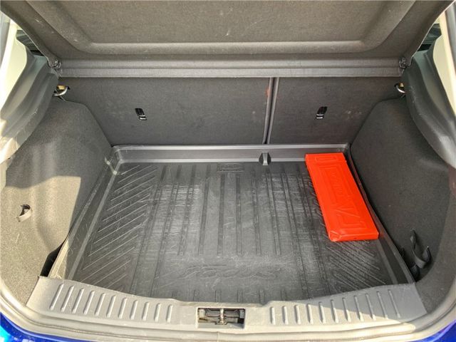 FOCUS 1.5 主動式全方位停車輔助系統 盲點偵測 免鑰匙啟動 天窗  第14張相片