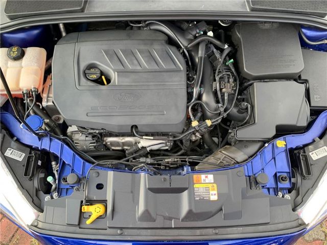 FOCUS 1.5 主動式全方位停車輔助系統 盲點偵測 免鑰匙啟動 天窗  第15張相片