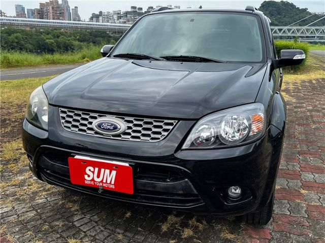 2012年 FORD ESCAPE 2.3 天窗 定速 讓你最想擁有的一部休旅車  第1張相片