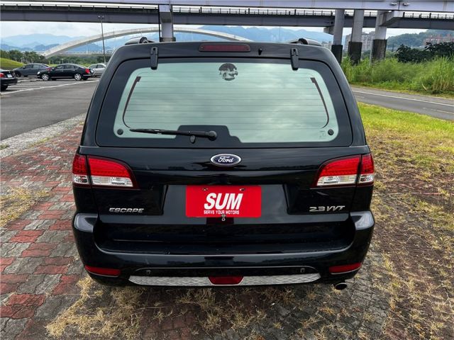 2012年 FORD ESCAPE 2.3 天窗 定速 讓你最想擁有的一部休旅車  第5張相片