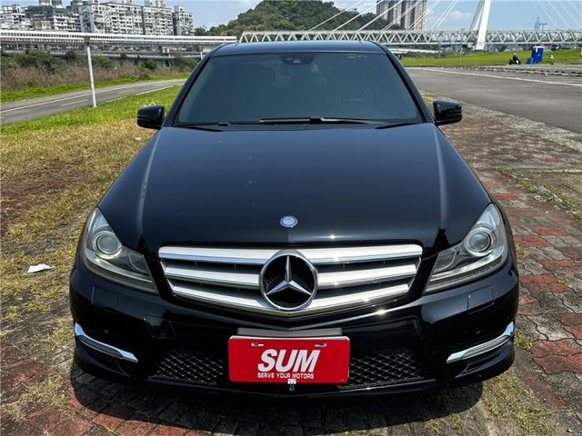 BENZ C200 1.8 小改款 HID頭燈 自動停車系統  第2張相片