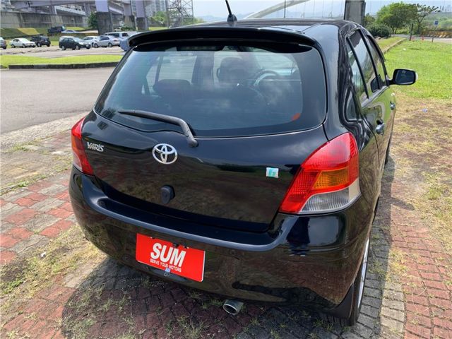 2010年 TOYOTA YARIS 1.5G 免鑰匙啟動  第4張相片