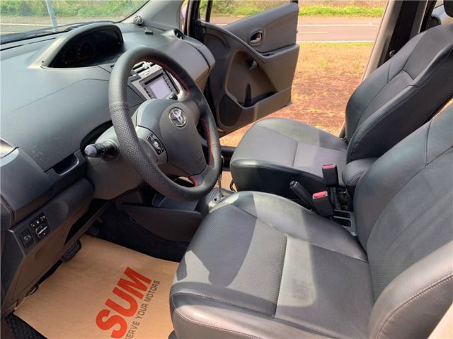 2010年 TOYOTA YARIS 1.5G 免鑰匙啟動  第7張相片