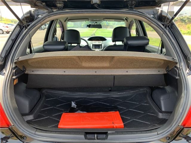 2010年 TOYOTA YARIS 1.5G 免鑰匙啟動  第11張相片