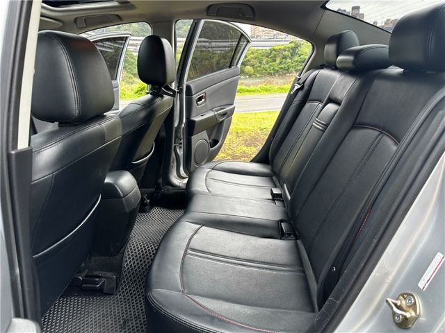 2008年 MAZDA 馬3 2.0  4條米其林全新輪胎 安卓影音  第8張相片