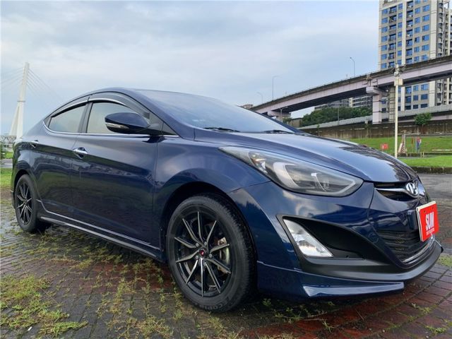 2015年 現代 ELANTRA I-KEY免鑰匙啟動 天窗 空力套件  第3張相片