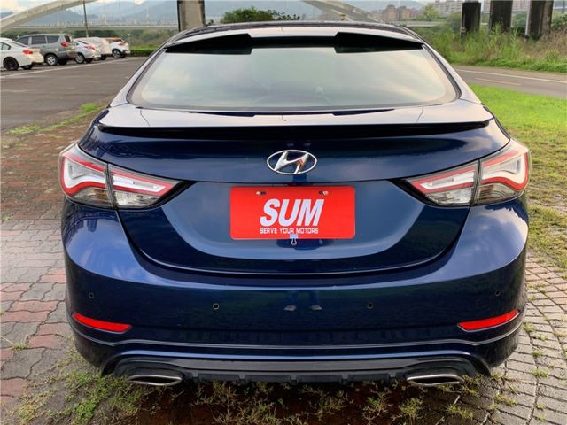 2015年 現代 ELANTRA I-KEY免鑰匙啟動 天窗 空力套件  第5張相片