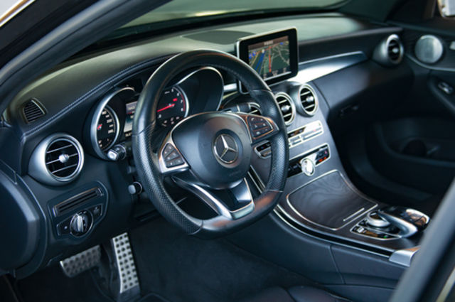 M-BENZ賓士 C300  第5張相片